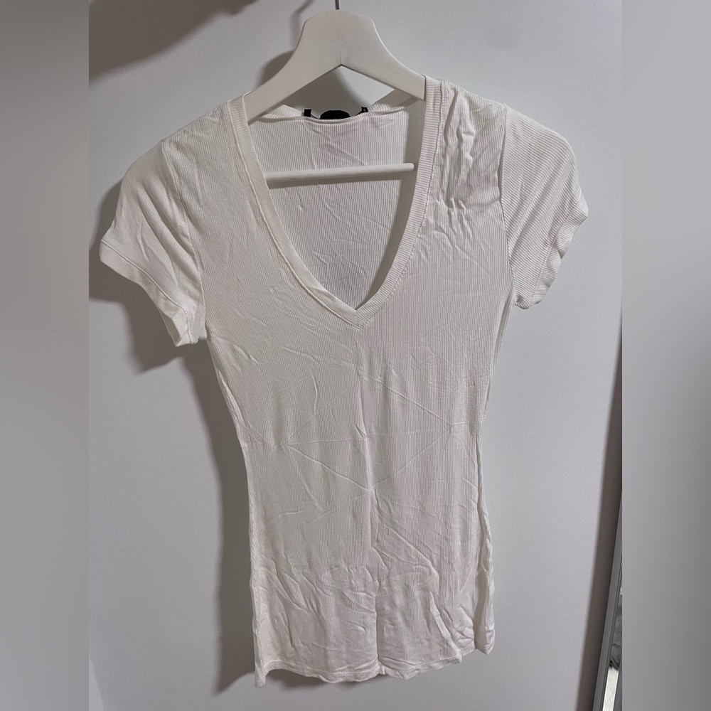 BCBG Women’s T-shirt white